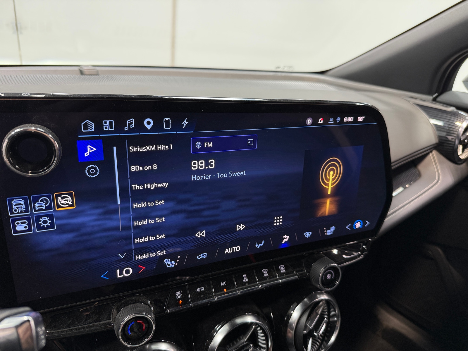 Thumbnail: 2024 Chevrolet Blazer EV - 3