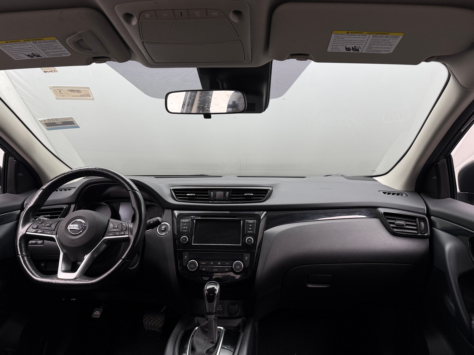 Thumbnail: 2021 Nissan Rogue Sport - 3