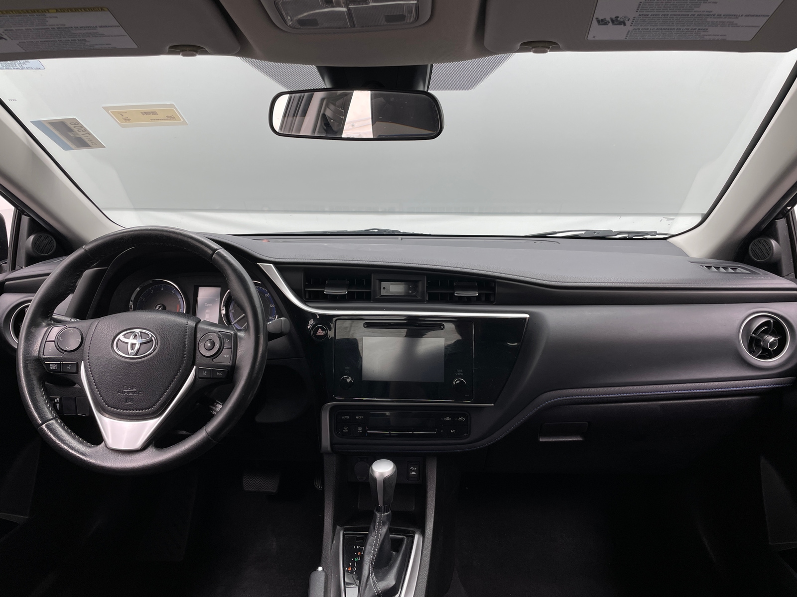 Thumbnail: 2018 Toyota Corolla - 3