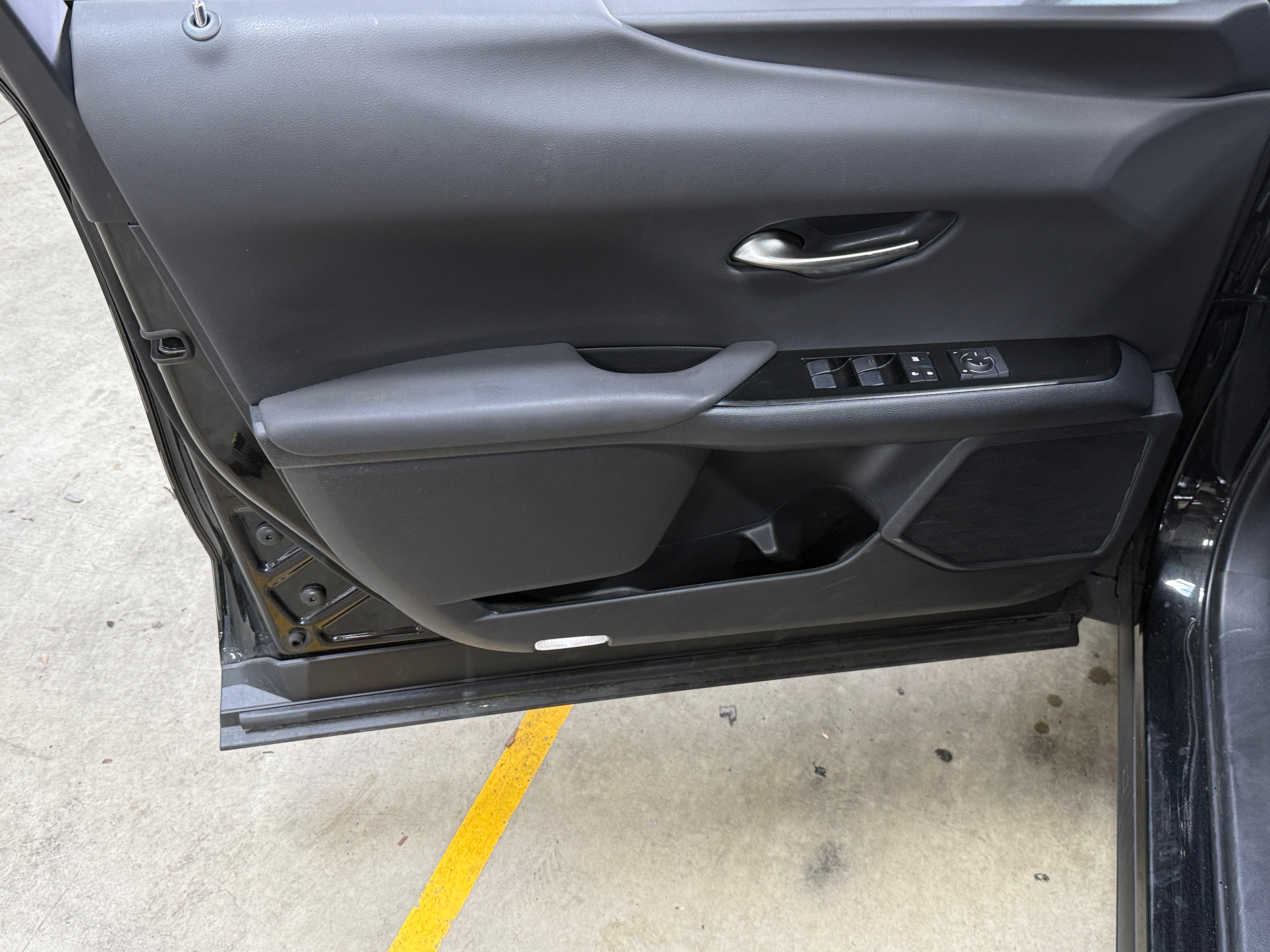 2024 Lexus UX Hybrid