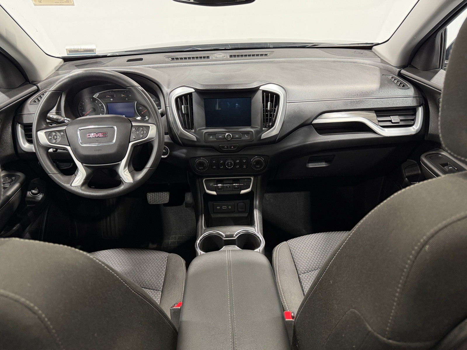 Thumbnail: 2024 GMC Terrain - 3