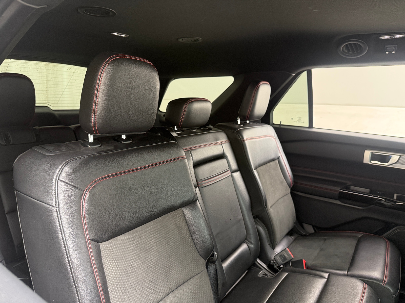 Thumbnail: 2023 Ford Explorer - 5