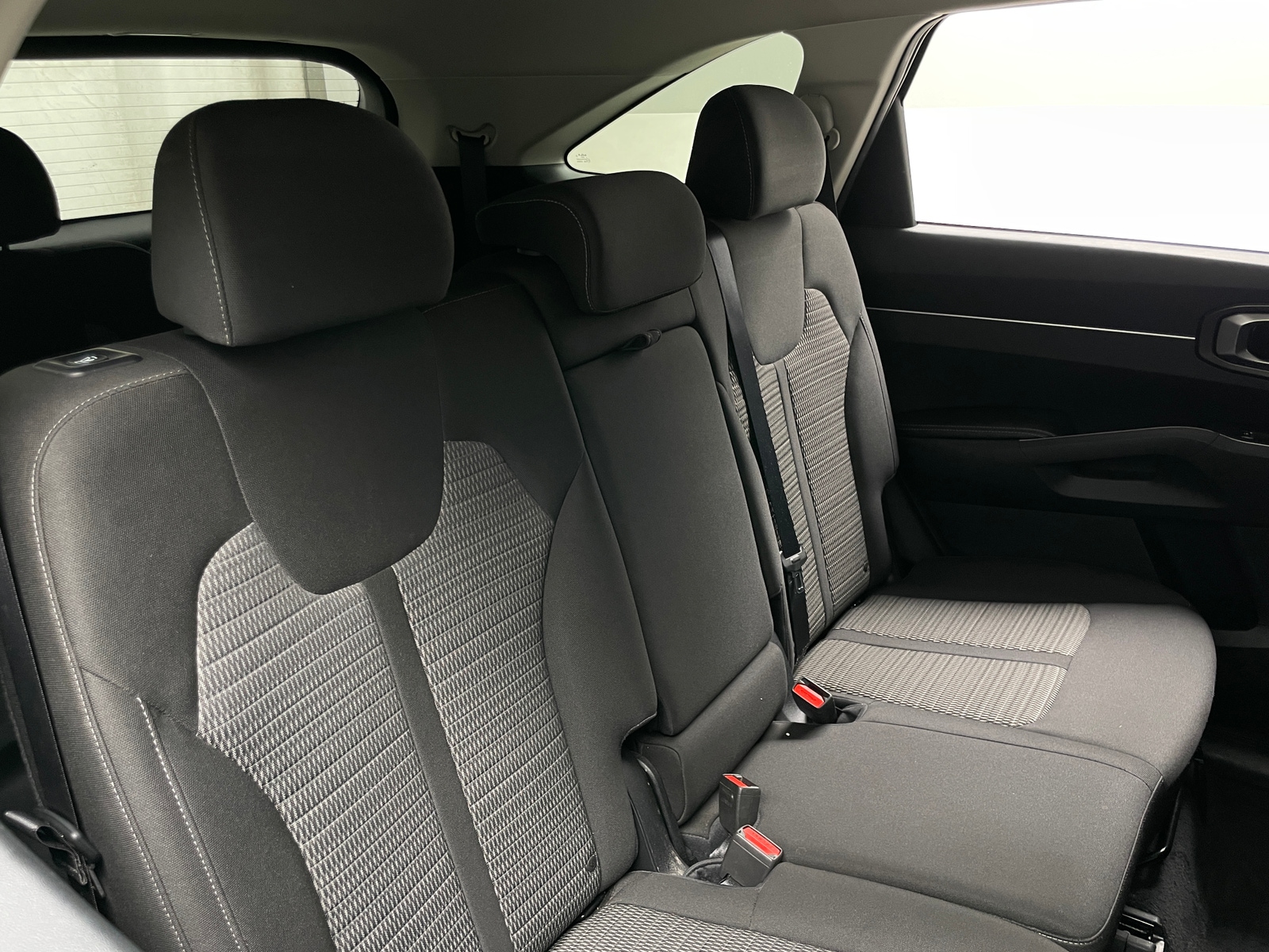 Thumbnail: 2023 Kia Sorento - 6