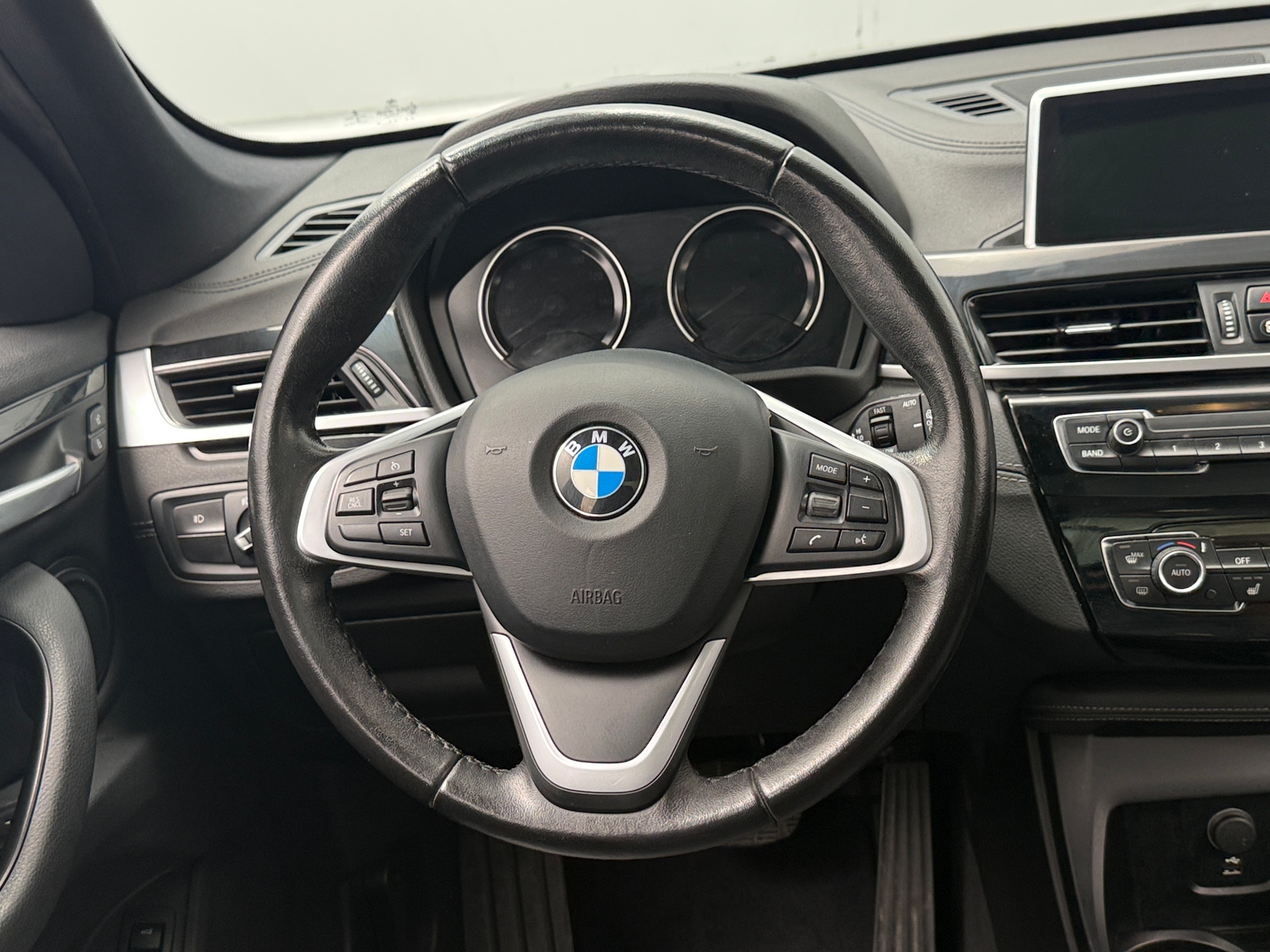 Thumbnail: 2020 BMW X1 - 4