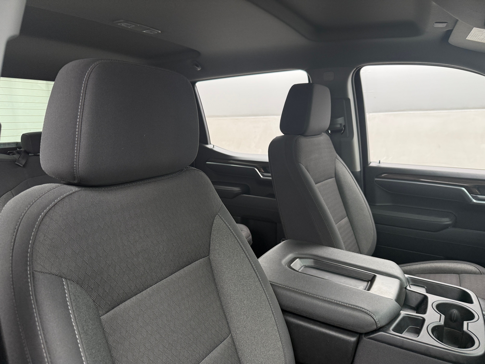 Thumbnail: 2026 Chevrolet Silverado 1500 - 2