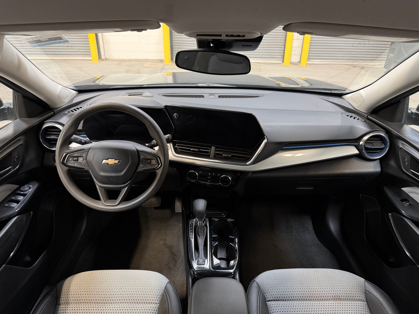 Thumbnail: 2025 Chevrolet Trax - 2