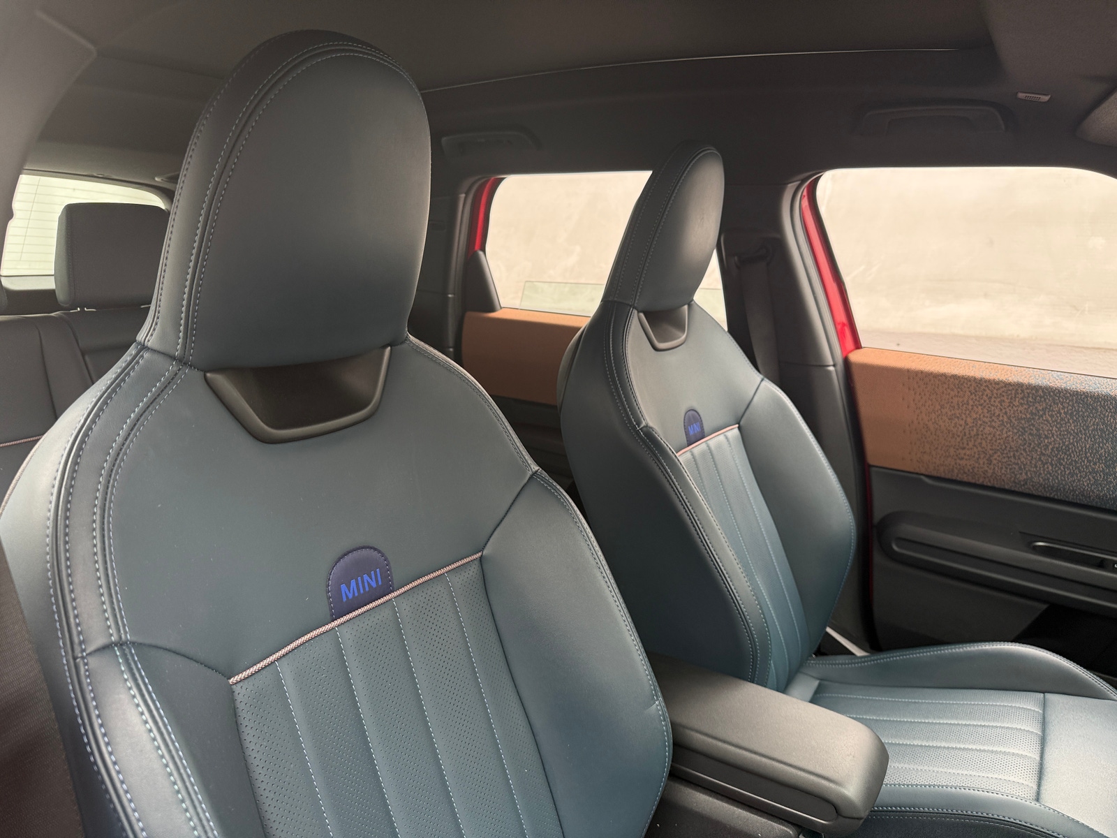 Thumbnail: 2025 MINI Cooper Countryman - 2
