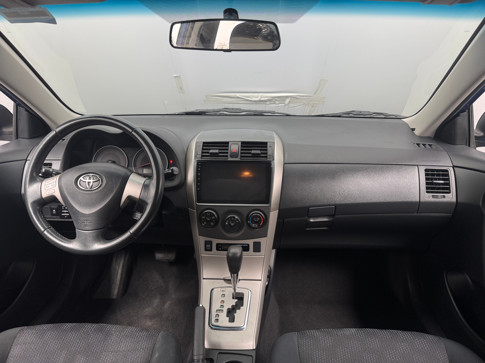 Thumbnail: 2010 Toyota Corolla - 3
