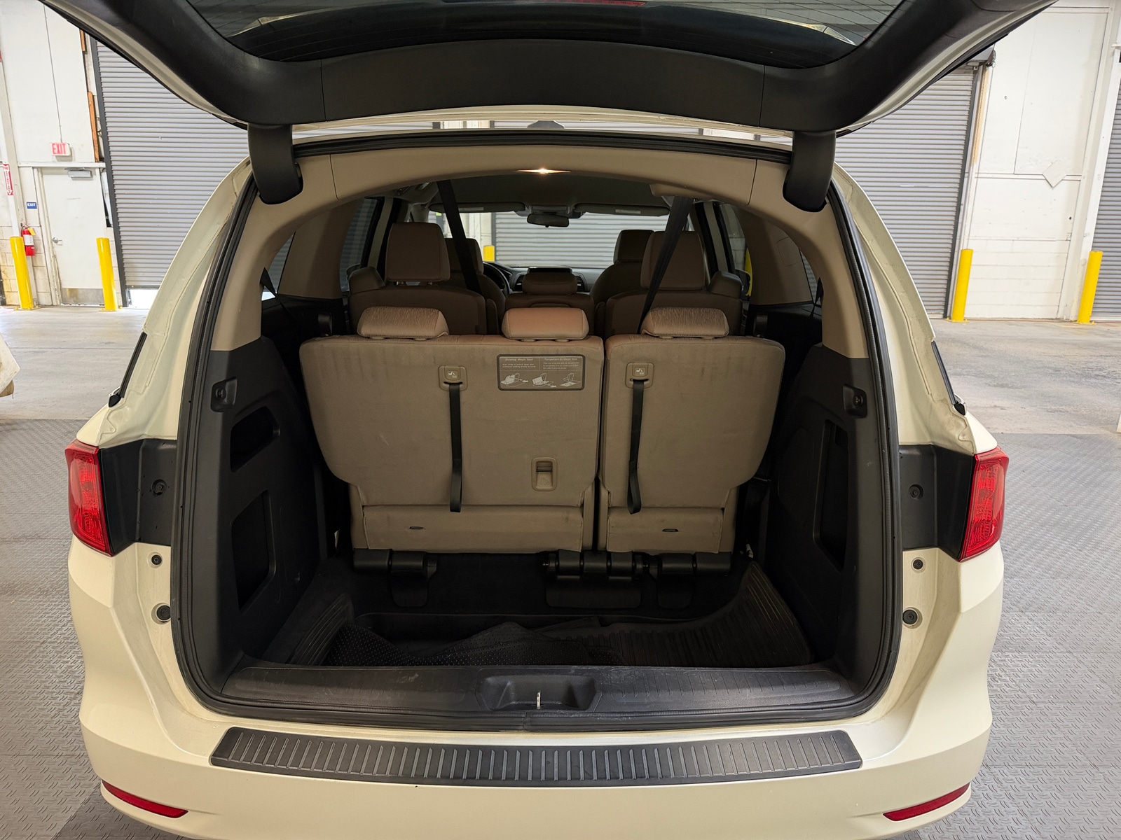 Thumbnail: 2019 Honda Odyssey - 7