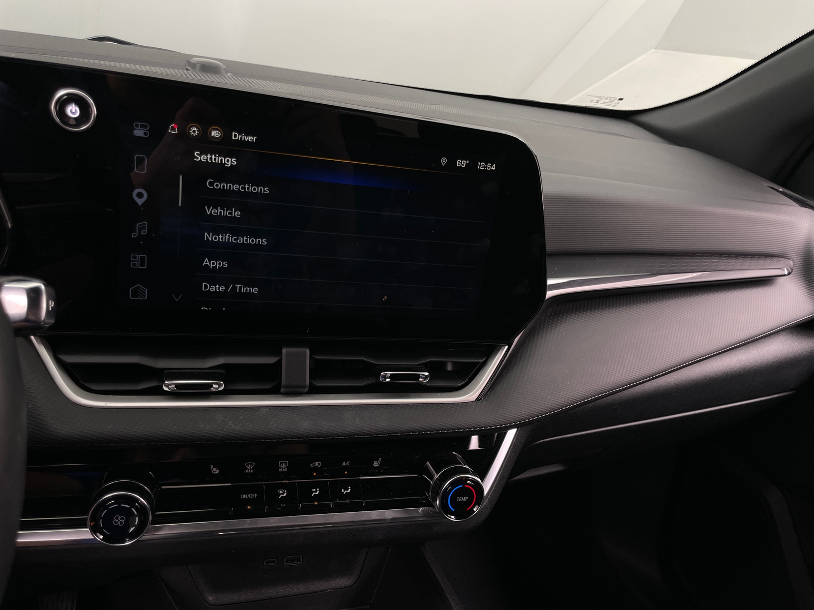 Thumbnail: 2026 Chevrolet Equinox - 4