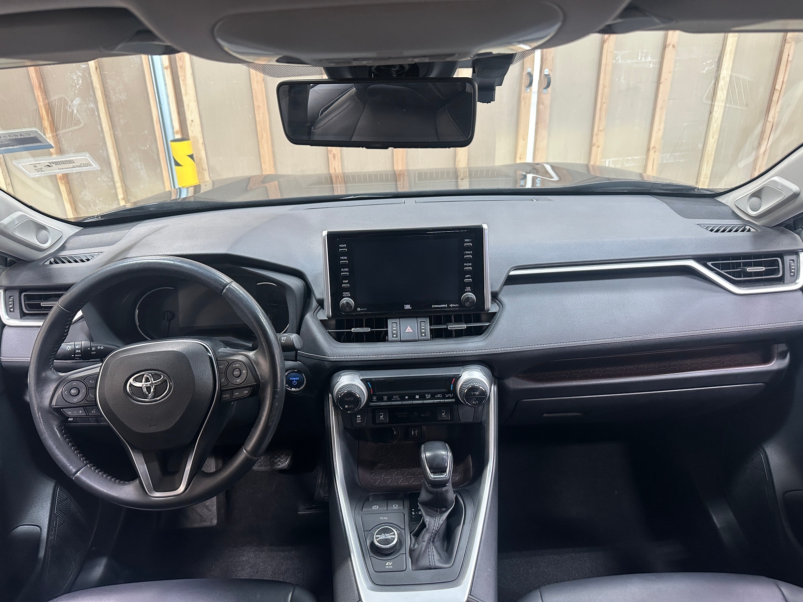 Thumbnail: 2019 Toyota RAV4 - 3
