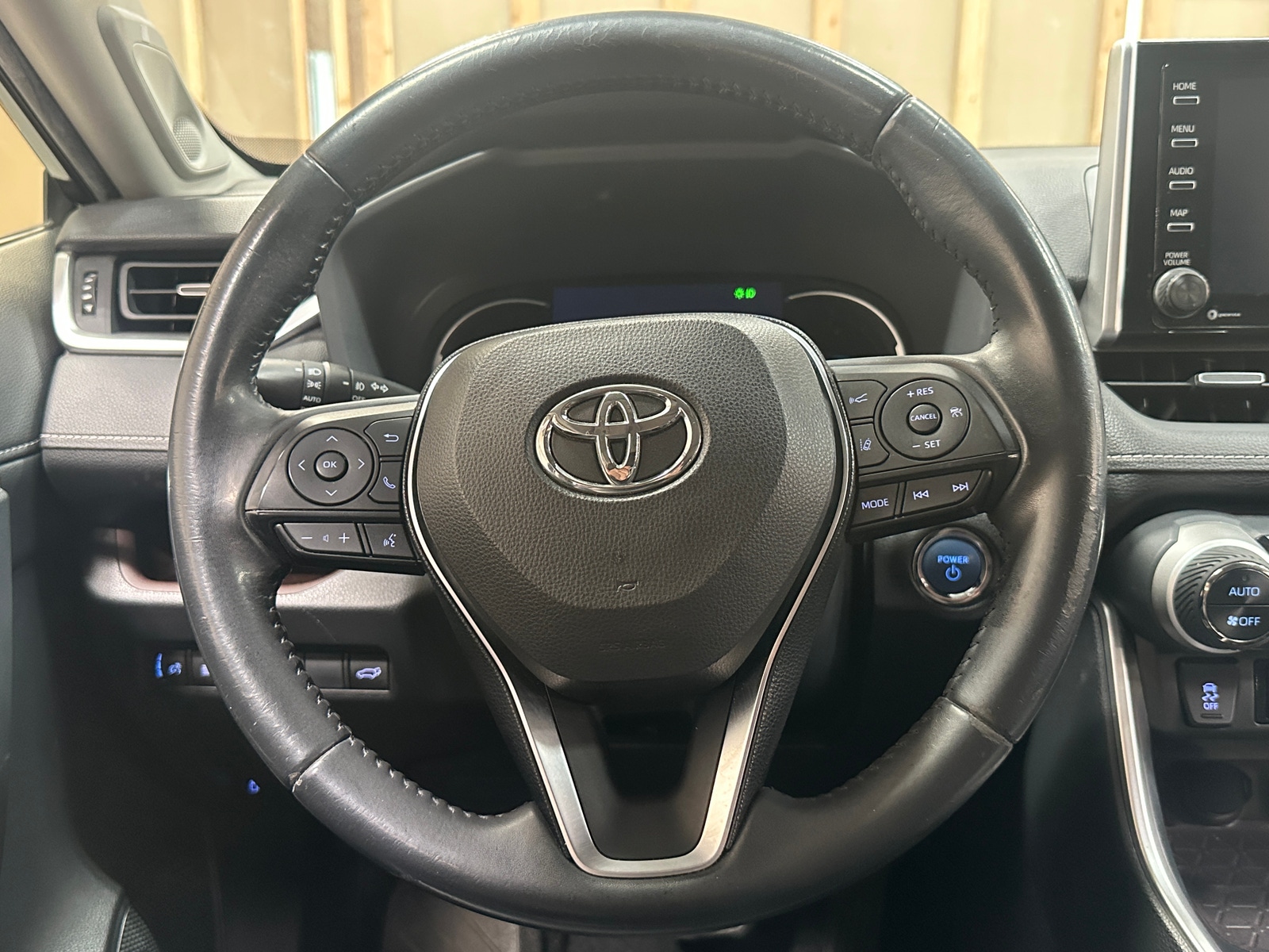 Thumbnail: 2019 Toyota RAV4 - 5