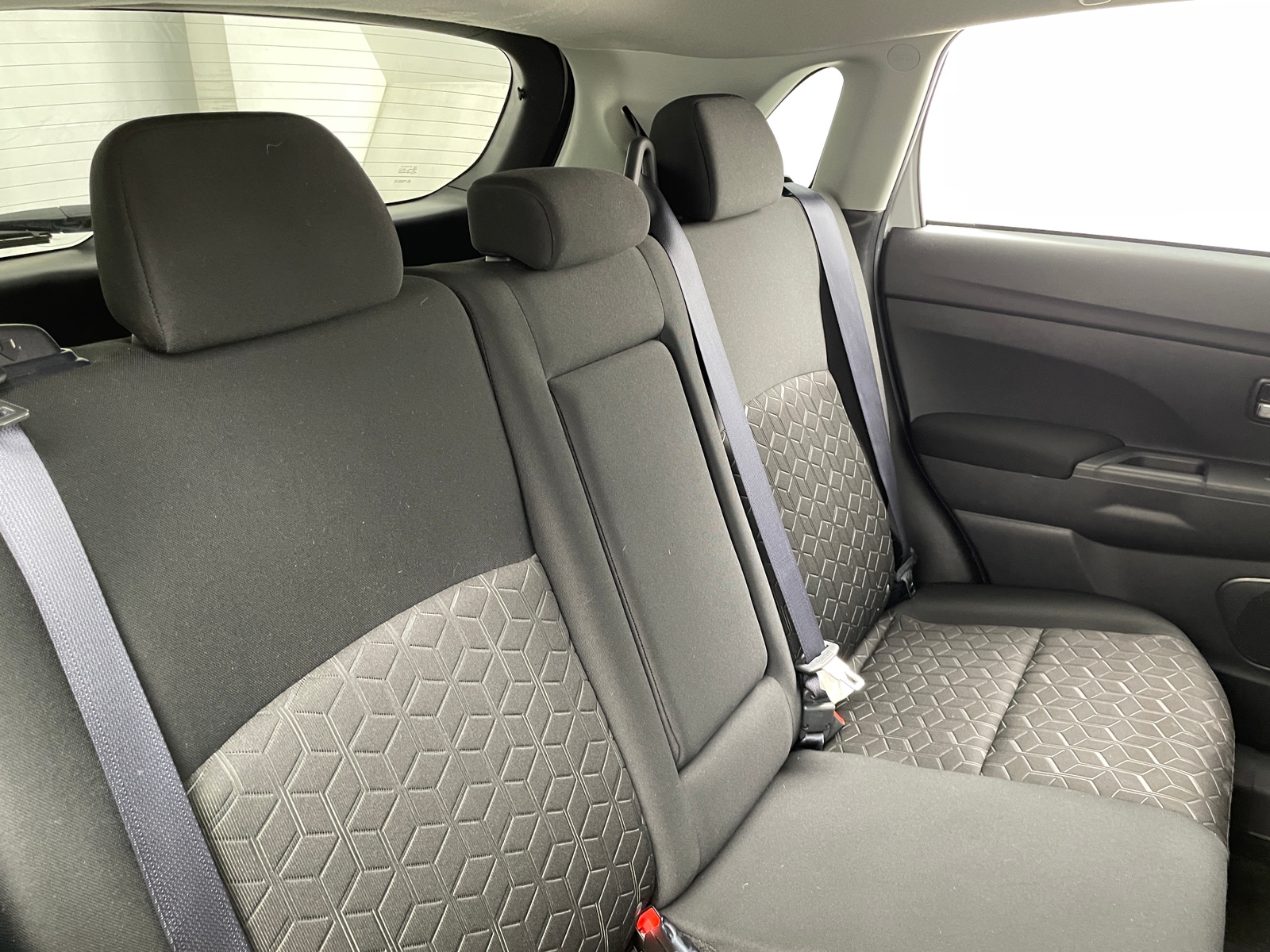 Thumbnail: 2024 Mitsubishi Outlander Sport - 6