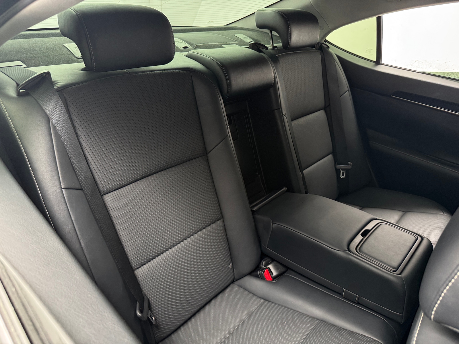 Thumbnail: 2016 Lexus ES - 5