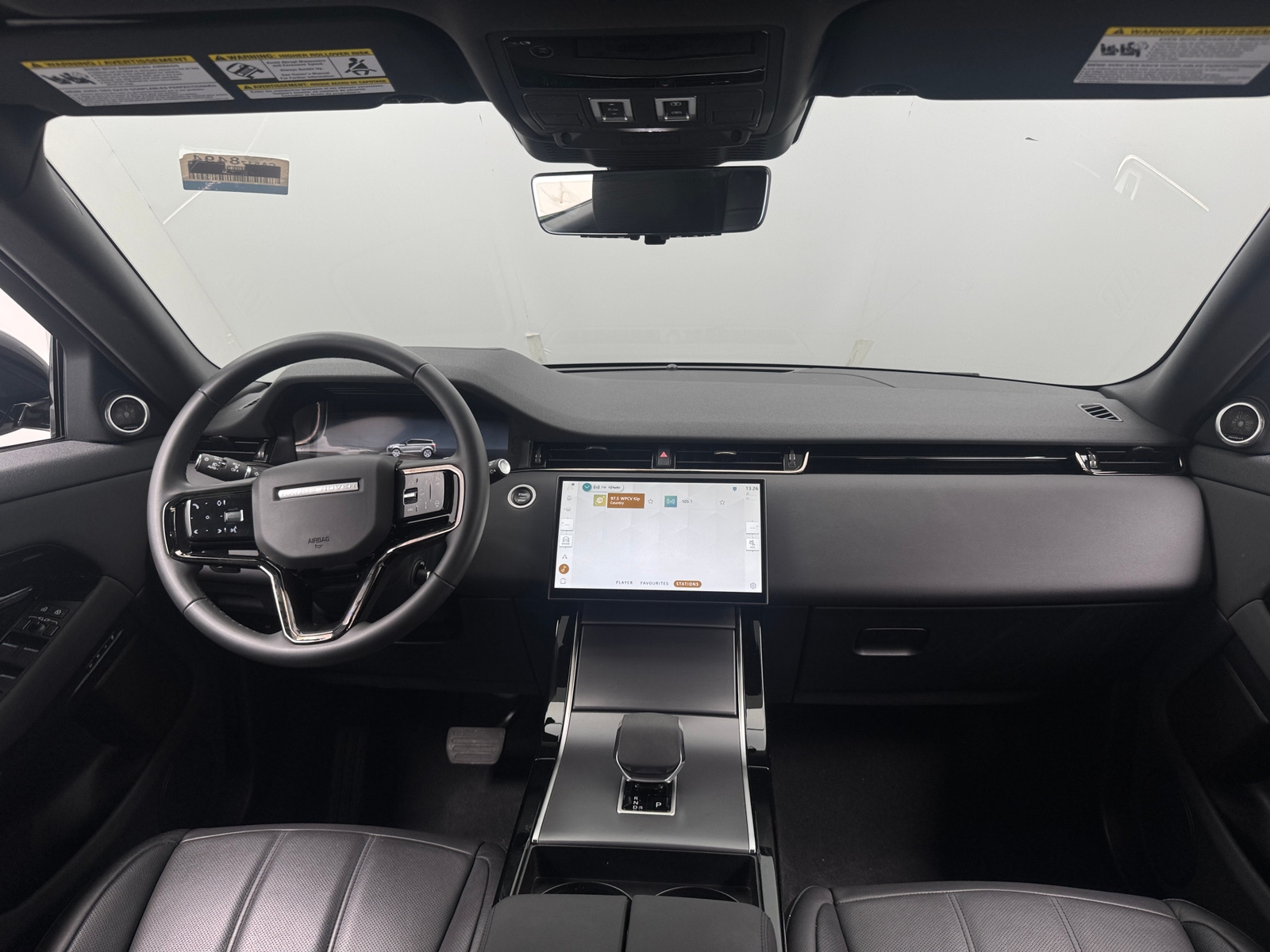 Thumbnail: 2026 Land Rover Range Rover Evoque - 3