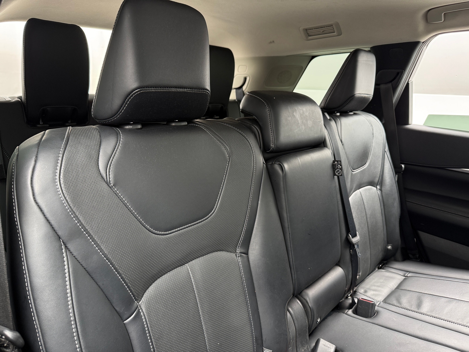Thumbnail: 2023 INFINITI QX60 - 5