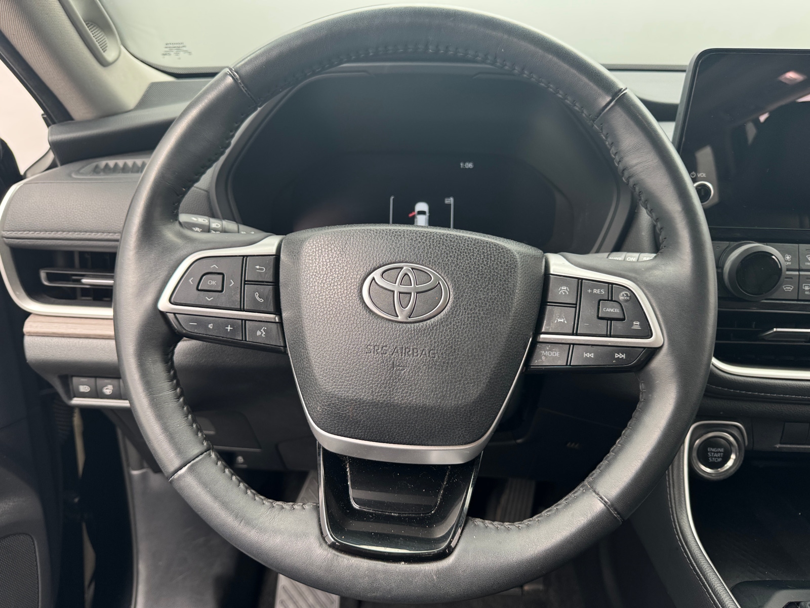 Thumbnail: 2025 Toyota Grand Highlander - 4