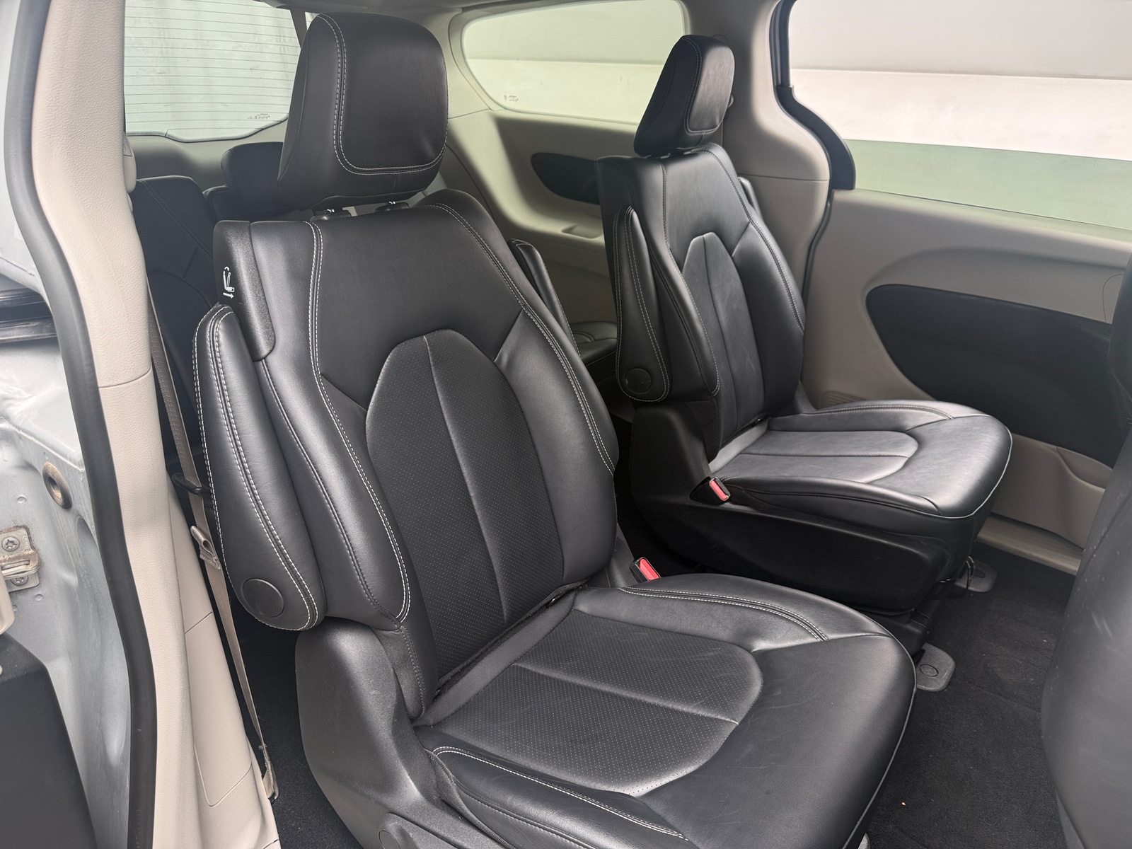 Thumbnail: 2024 Chrysler Pacifica - 5
