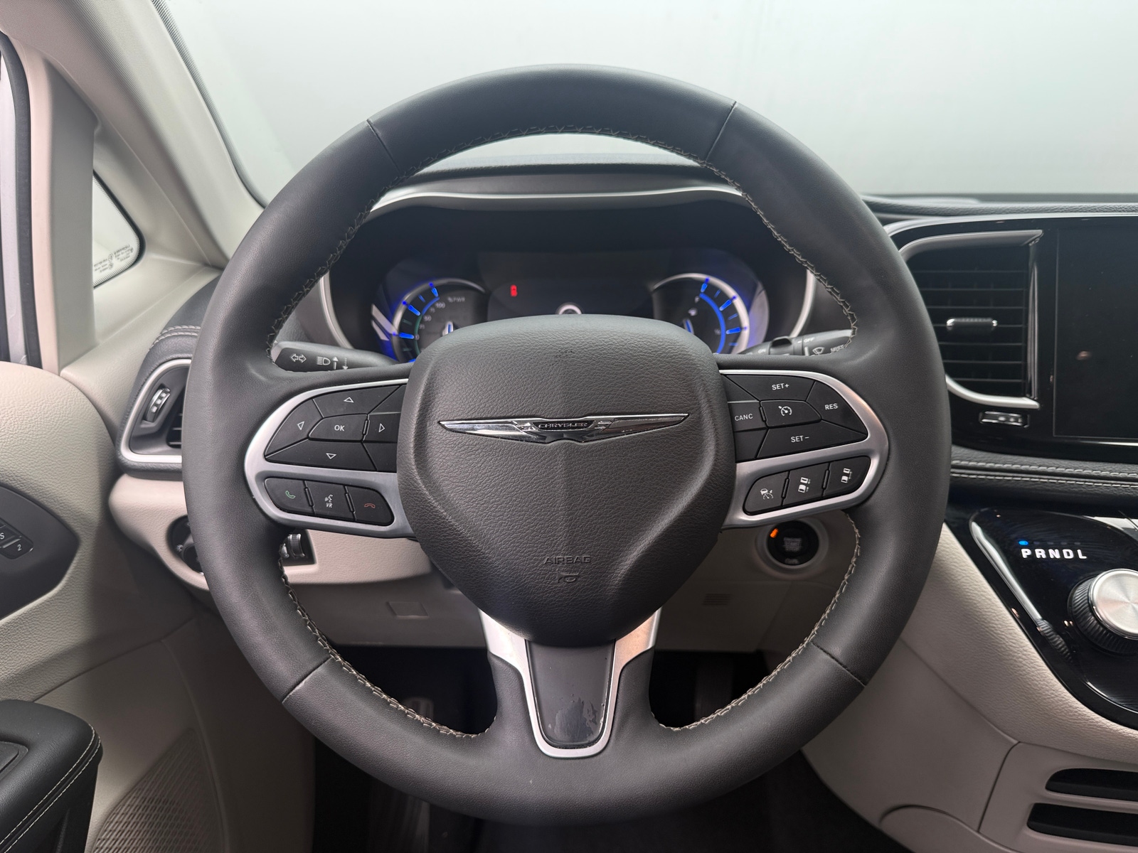 Thumbnail: 2024 Chrysler Pacifica - 4