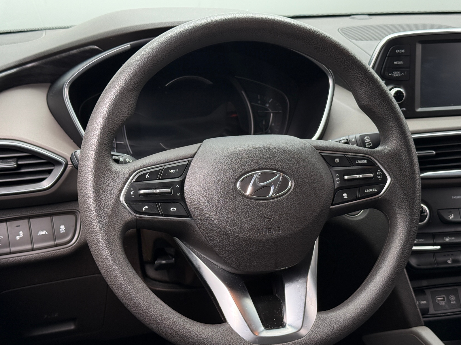 Thumbnail: 2019 Hyundai Santa Fe - 5