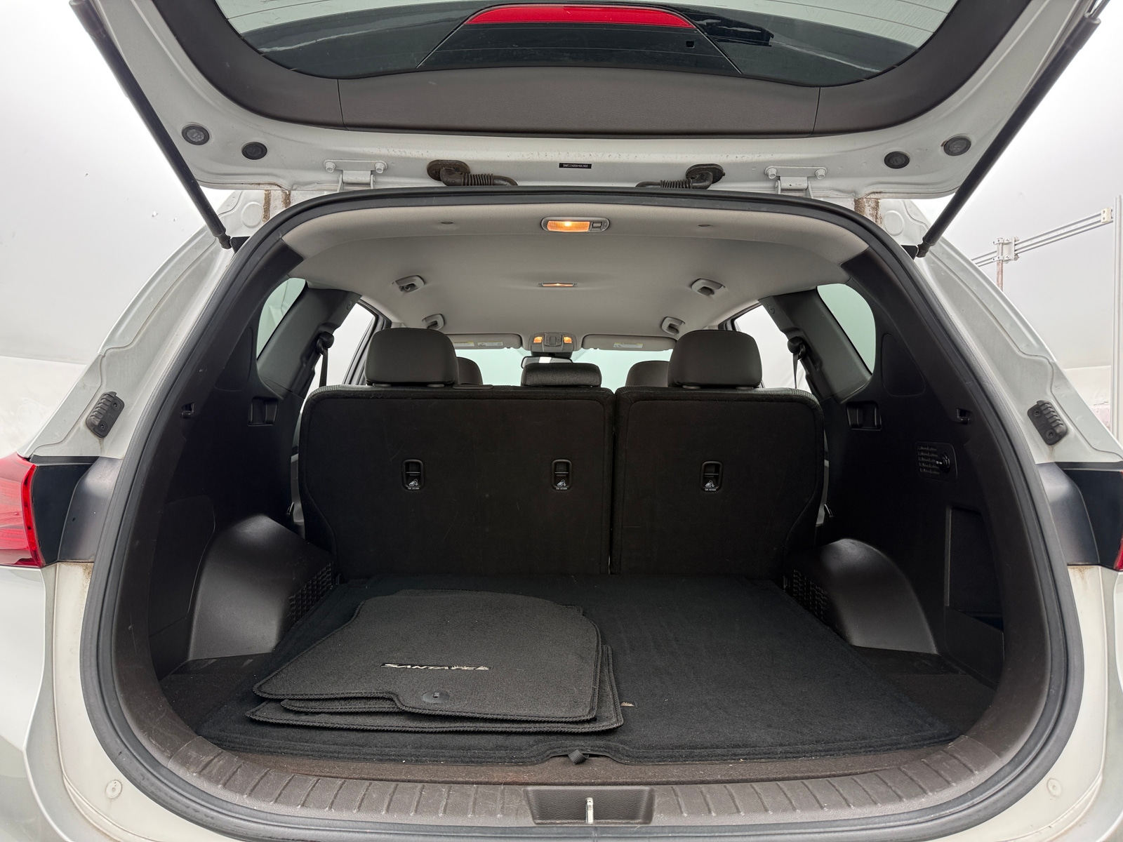Thumbnail: 2019 Hyundai Santa Fe - 7