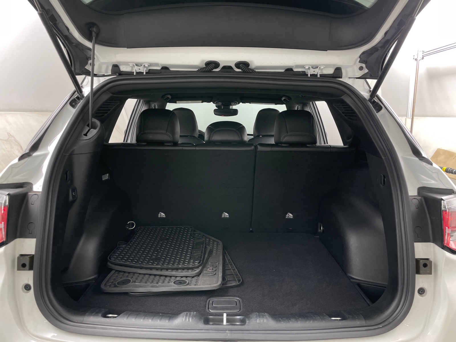 Thumbnail: 2026 Jeep Compass - 7