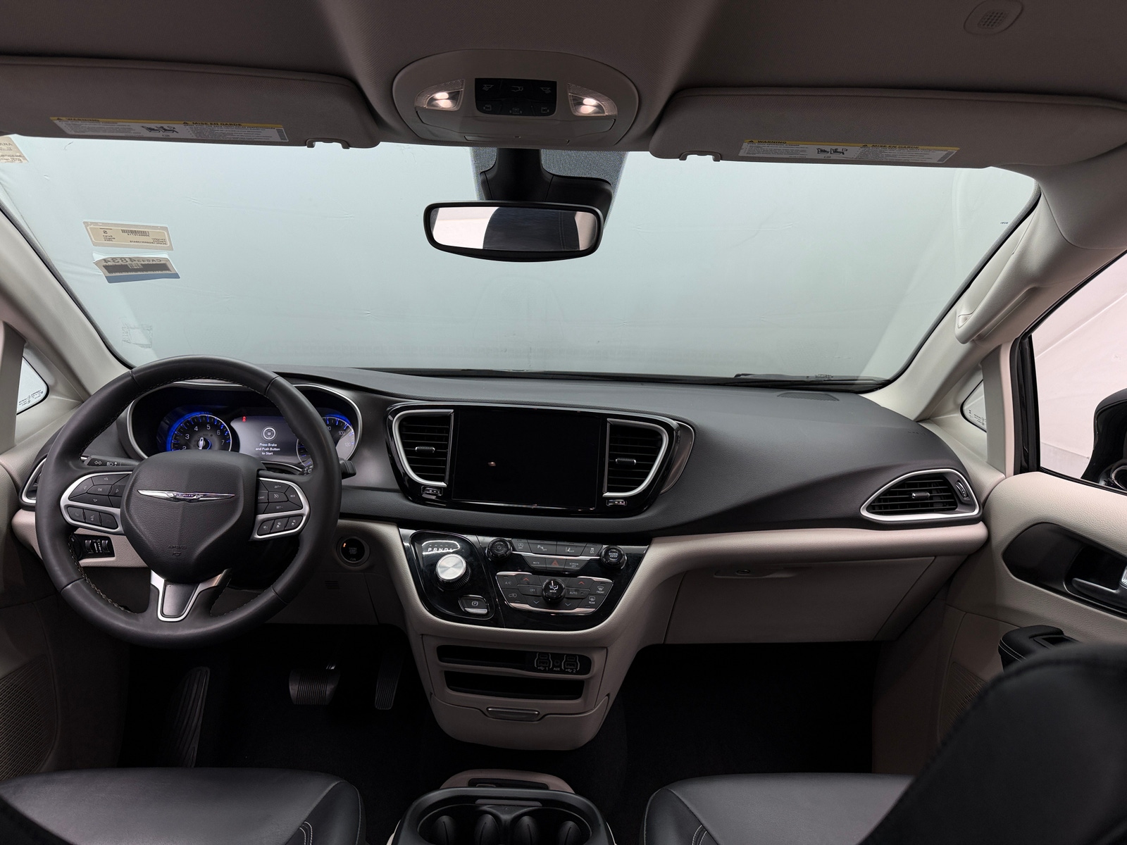 Thumbnail: 2024 Chrysler Pacifica - 2