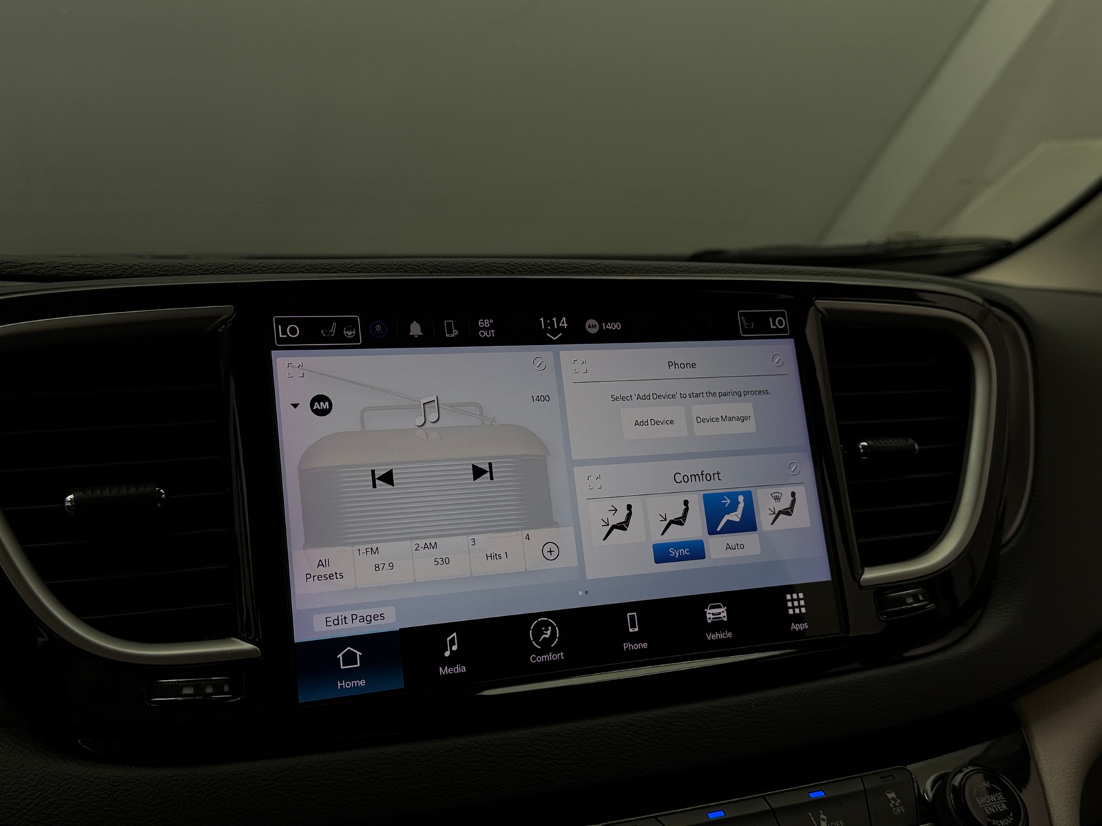 Thumbnail: 2024 Chrysler Pacifica - 3