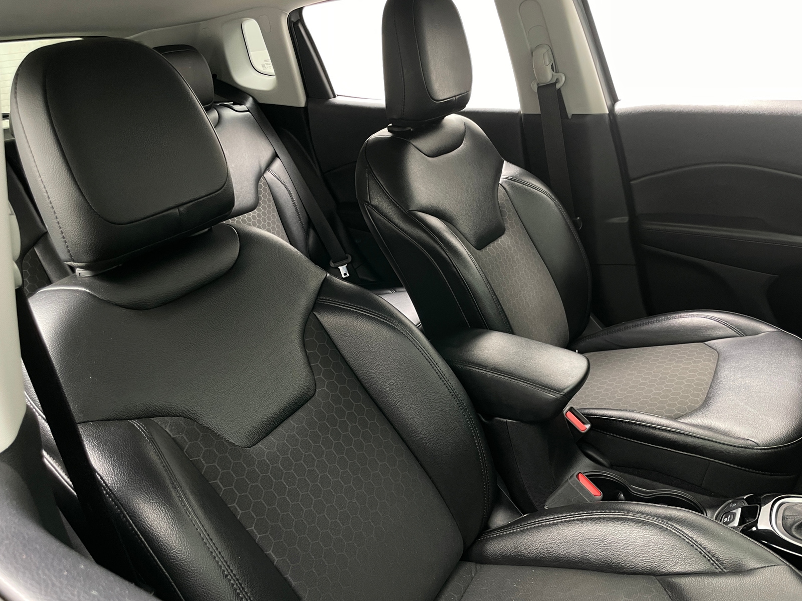 Thumbnail: 2018 Jeep Compass - 2