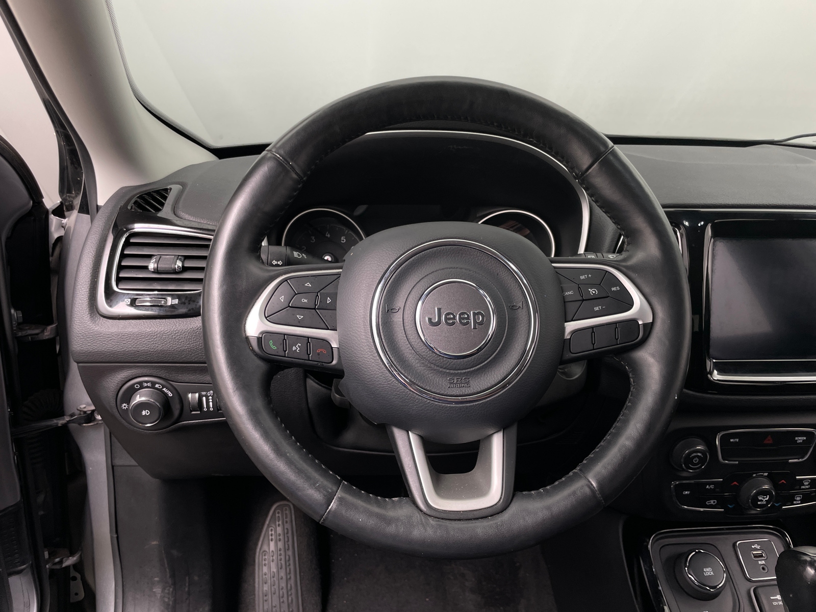 Thumbnail: 2018 Jeep Compass - 5