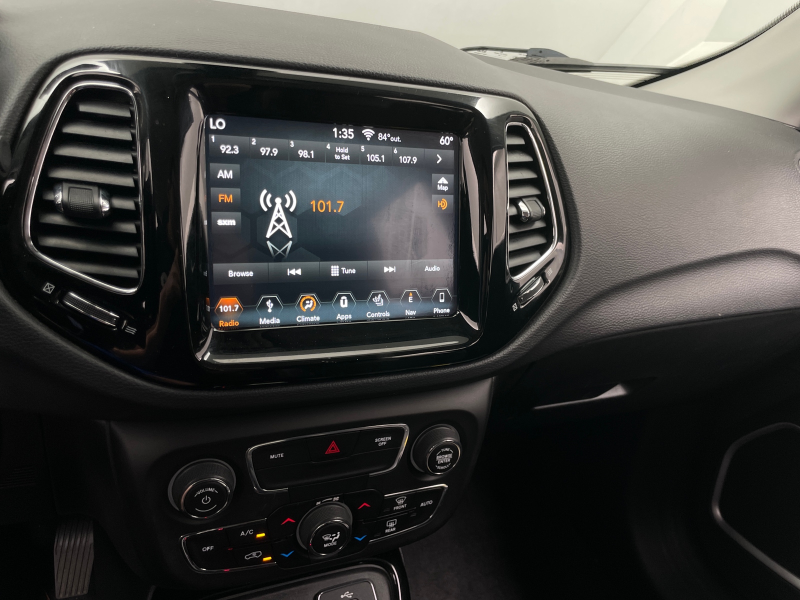 Thumbnail: 2018 Jeep Compass - 4