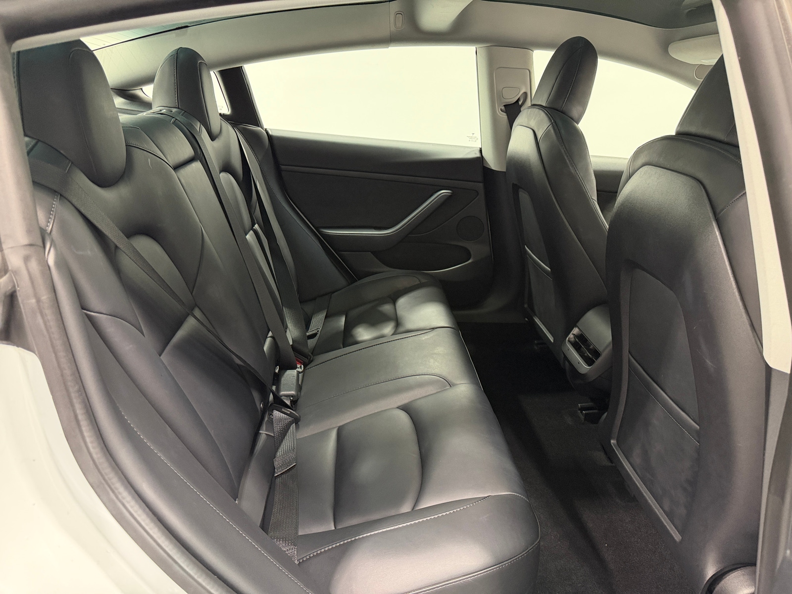 Thumbnail: 2022 Tesla Model 3 - 5