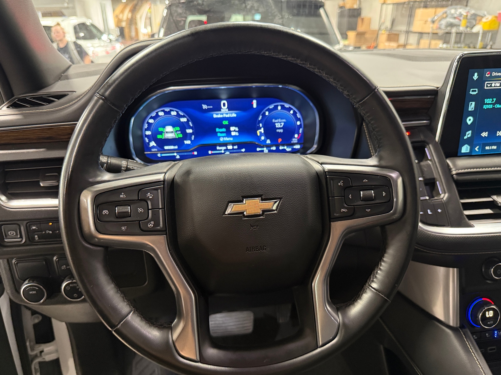 Thumbnail: 2023 Chevrolet Suburban - 4