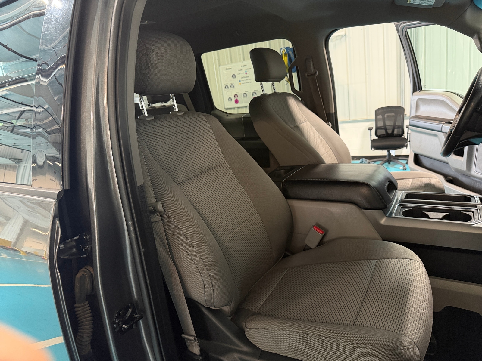 Thumbnail: 2016 Ford Econoline - 2