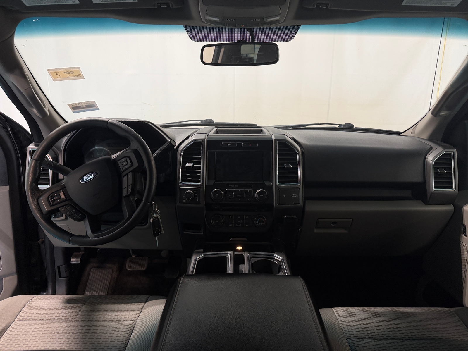Thumbnail: 2016 Ford Econoline - 3