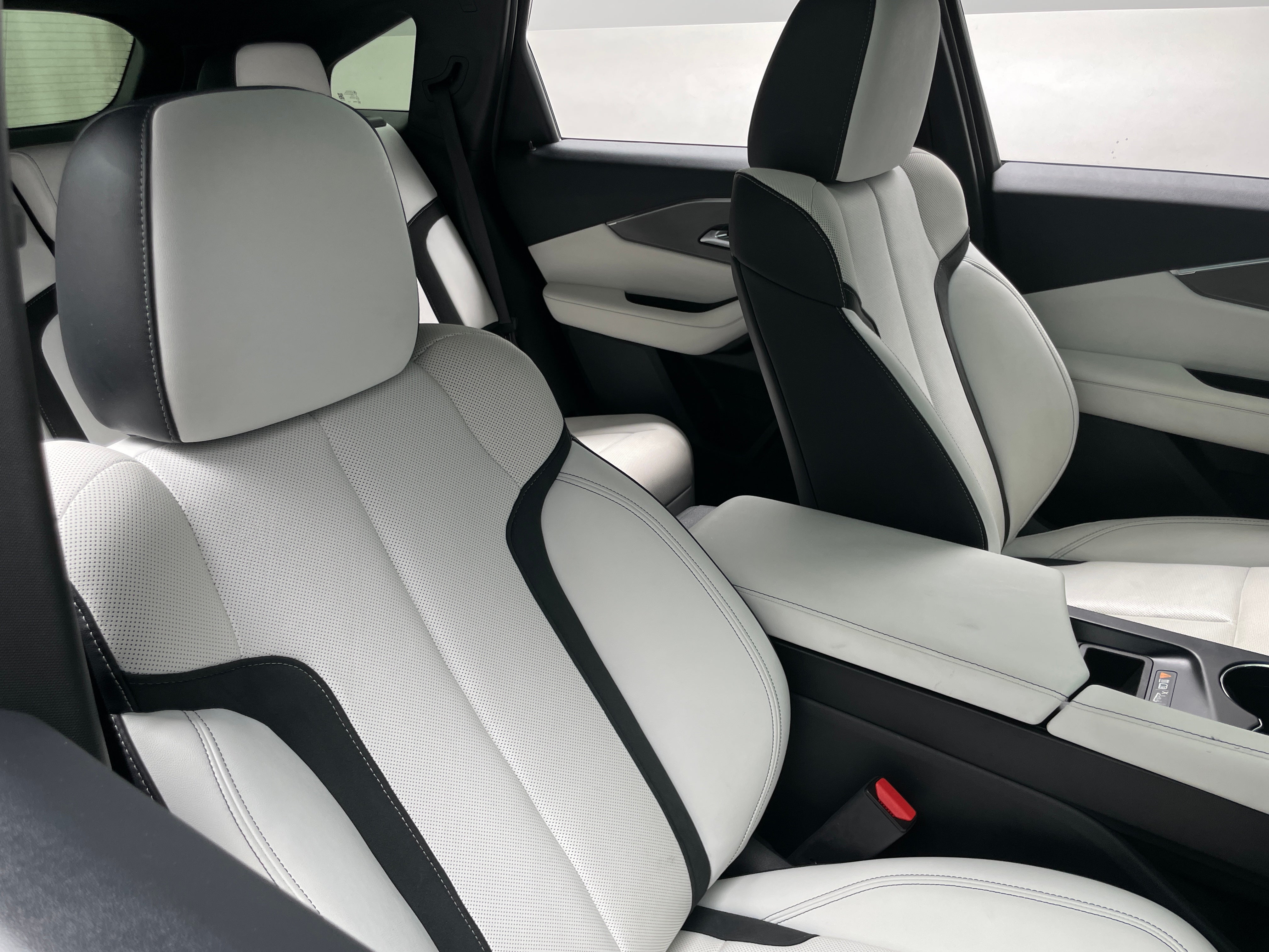 Used 2024 Acura ZDX A-SPEC with VIN 4W5KHMRK2RZ504784 for sale in Auburn, WA