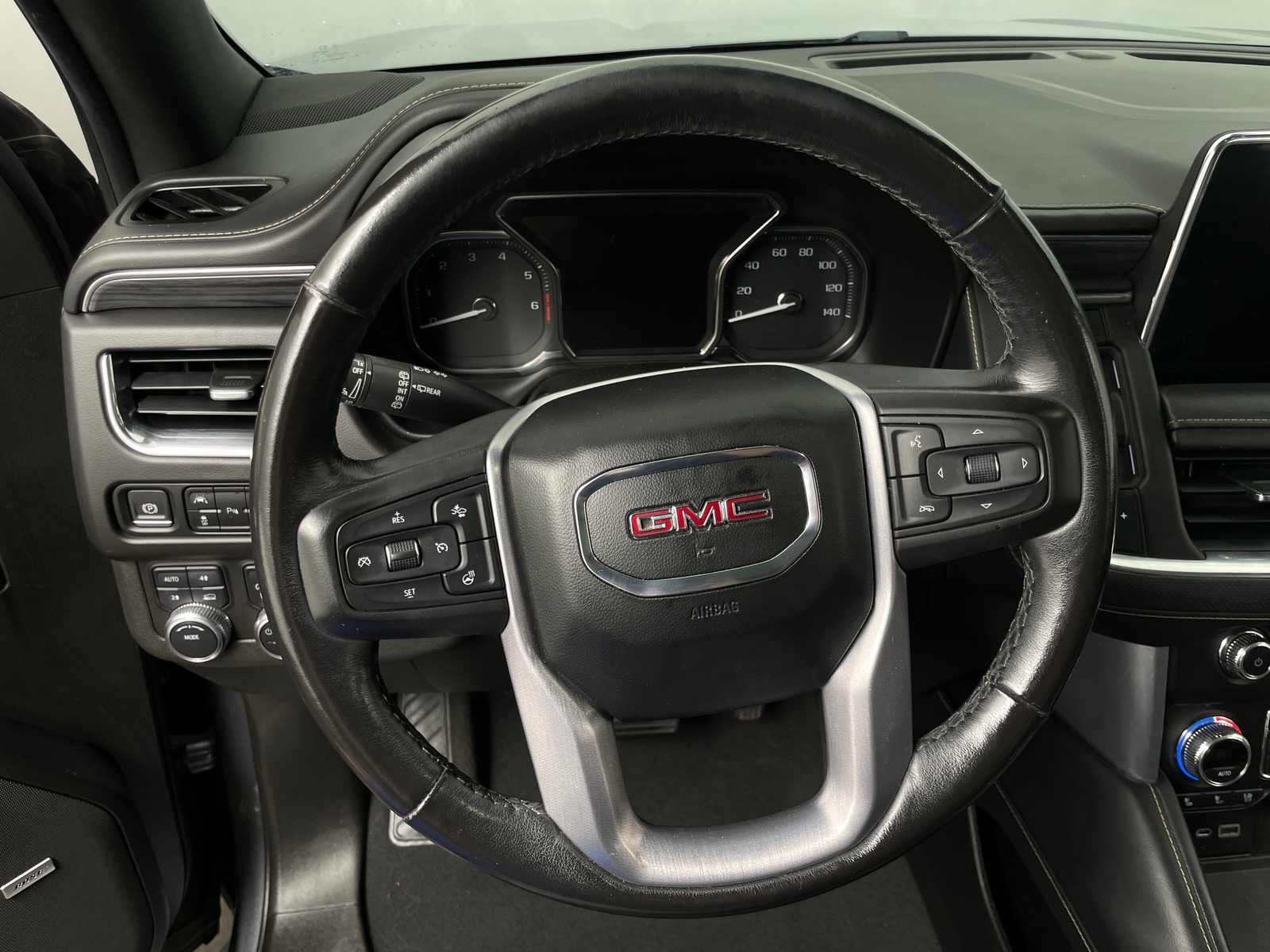 Thumbnail: 2021 GMC Yukon - 4