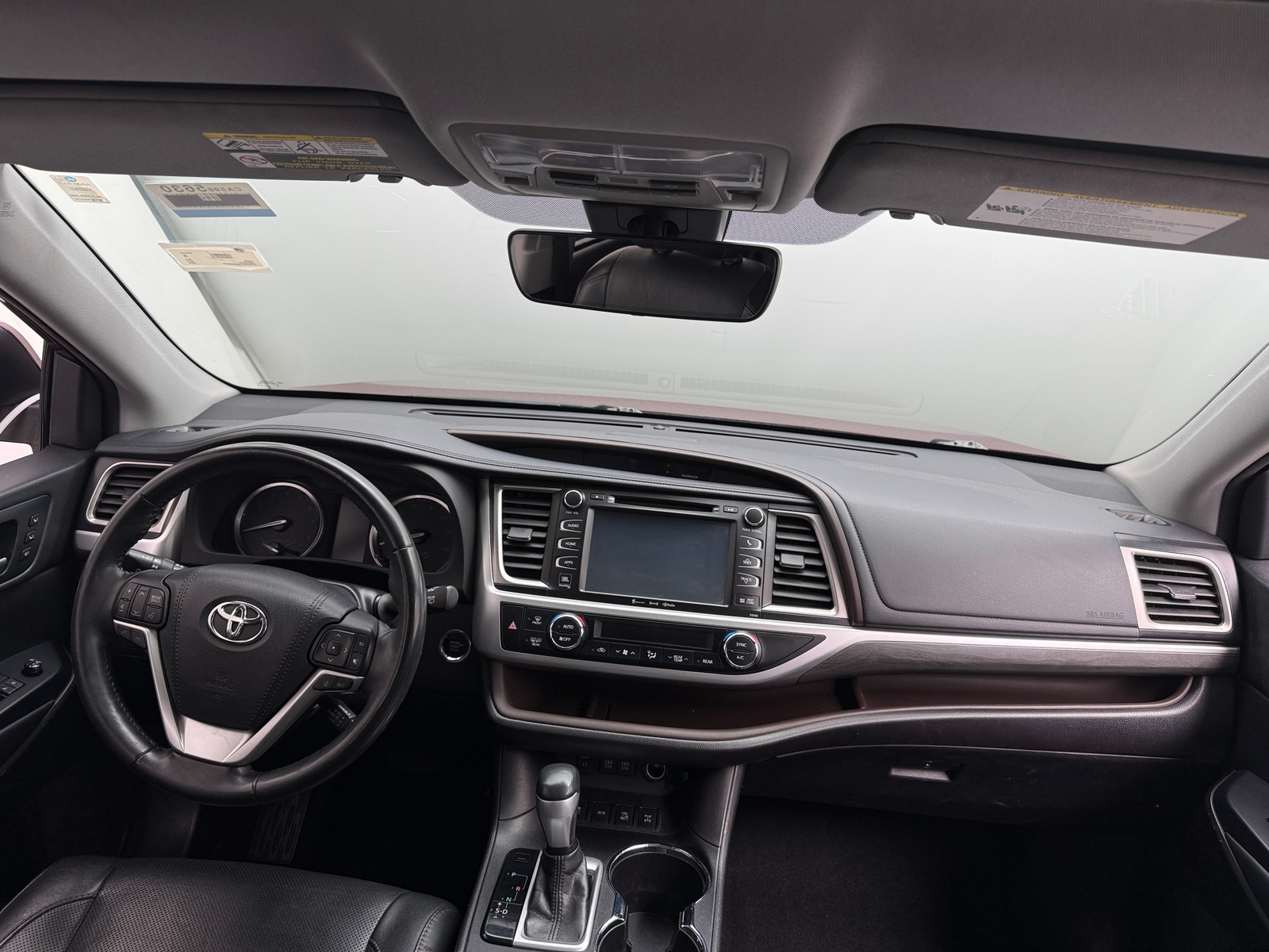 Thumbnail: 2018 Toyota Highlander - 2