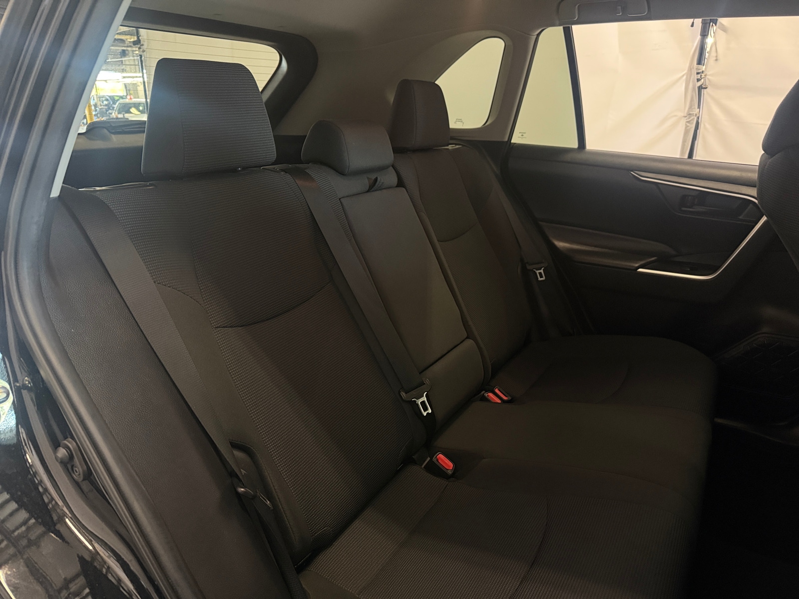 Thumbnail: 2020 Toyota RAV4 - 6