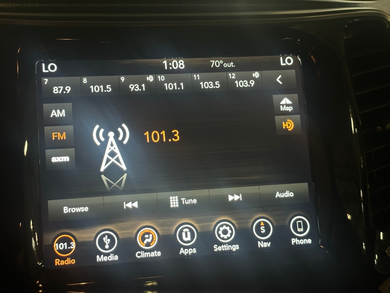 Thumbnail: 2019 Jeep Cherokee - 3