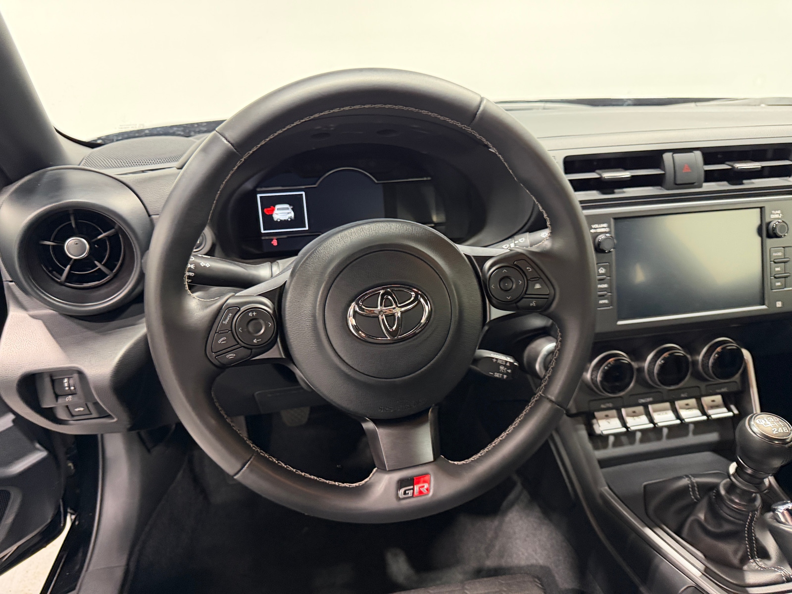 Thumbnail: 2026 Toyota GR86 - 4