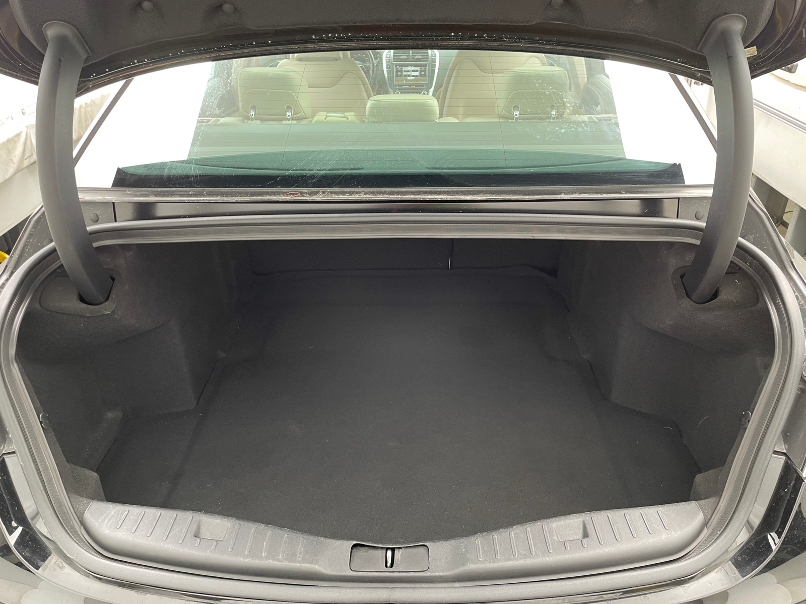 Thumbnail: 2017 Lincoln MKZ - 6