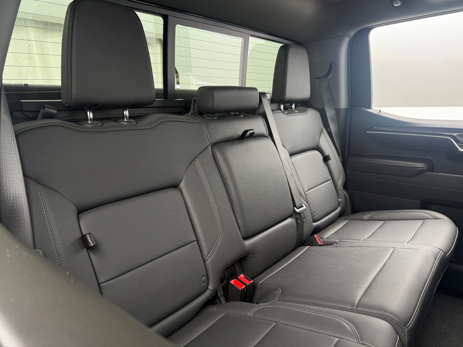 Thumbnail: 2026 Chevrolet Silverado 1500 - 5
