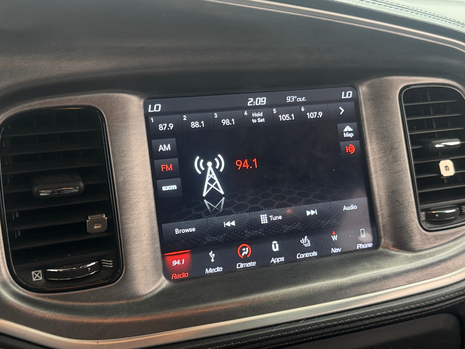 Thumbnail: 2019 Dodge Charger - 3