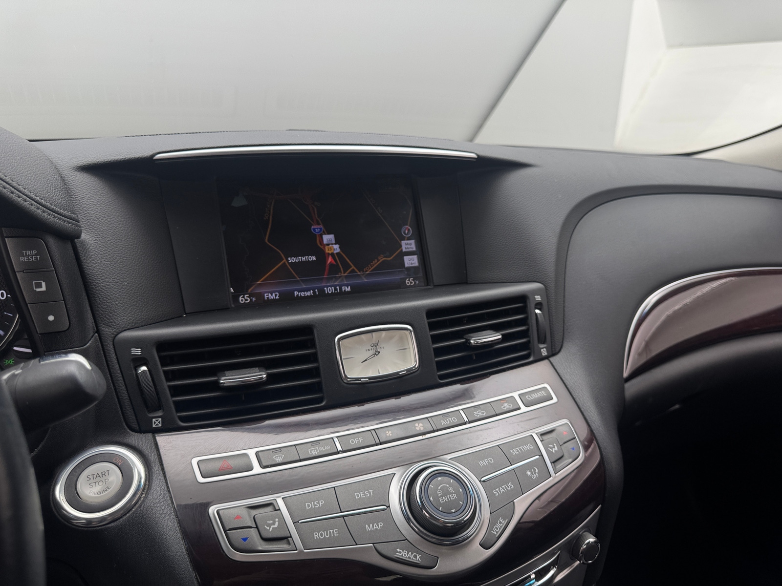 Thumbnail: 2012 INFINITI M37 - 3