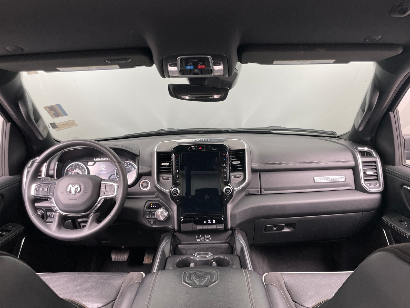 Thumbnail: 2025 RAM 1500 - 2