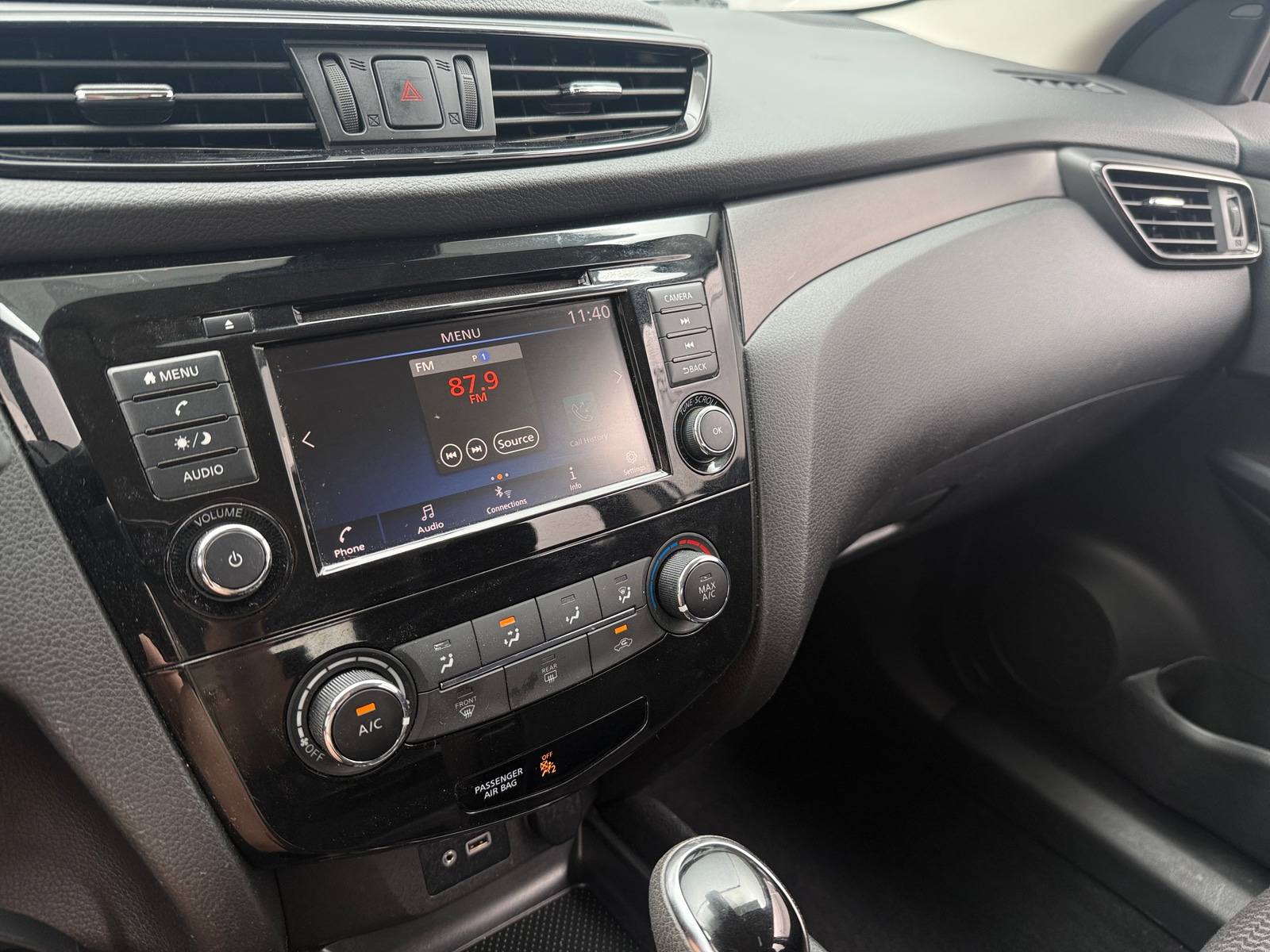 Thumbnail: 2020 Nissan Rogue Sport - 4