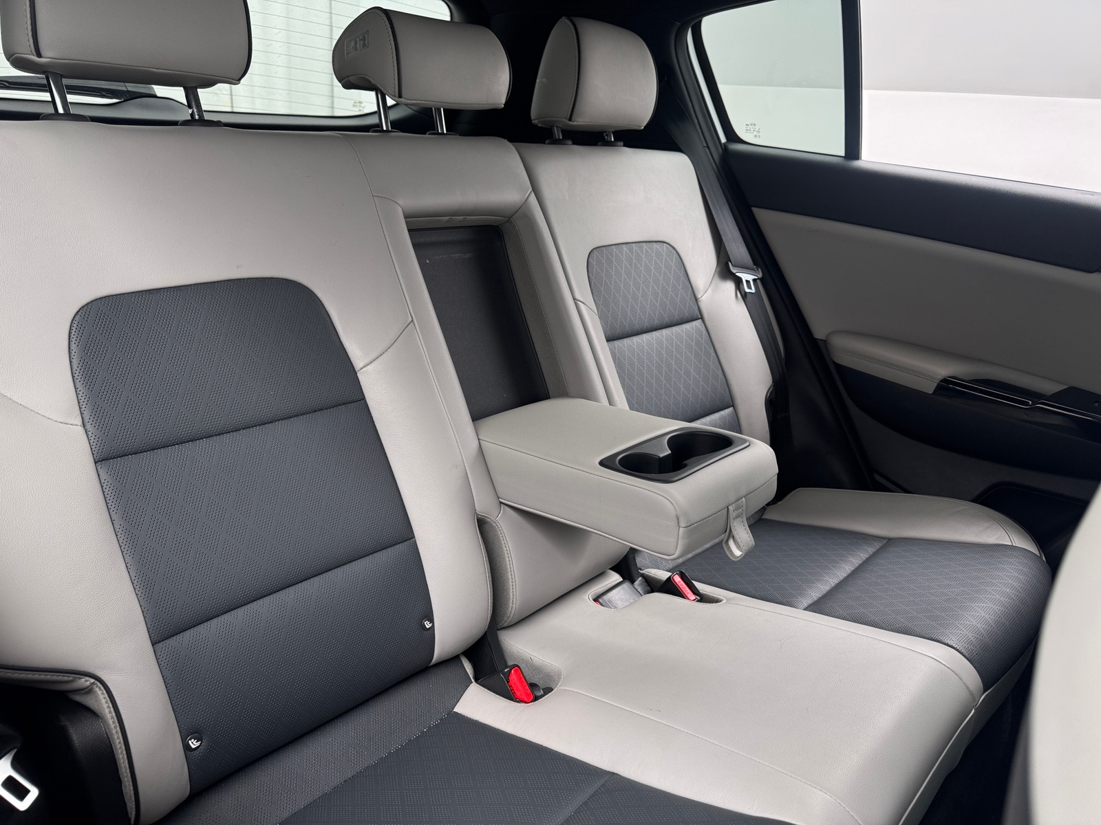 Thumbnail: 2019 Kia Sportage - 5