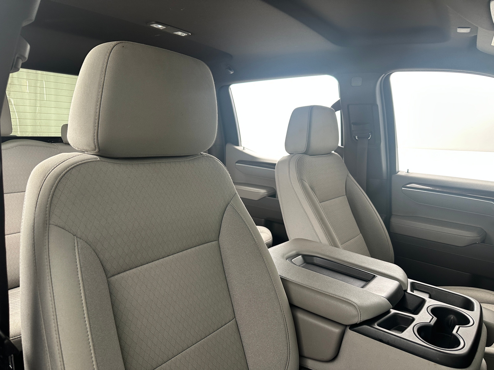 Thumbnail: 2025 Chevrolet Silverado 1500 - 2