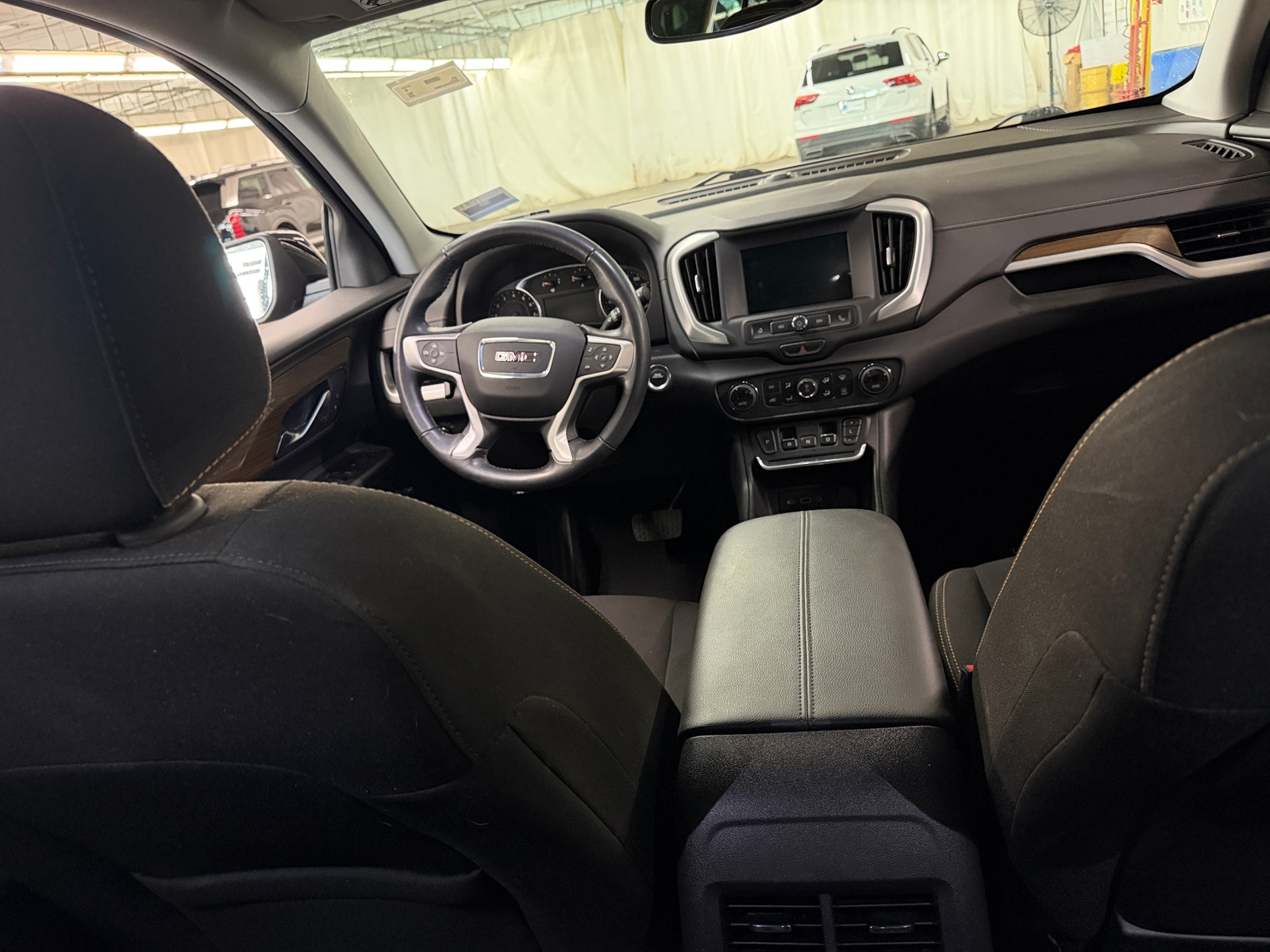 Thumbnail: 2019 GMC Terrain - 3